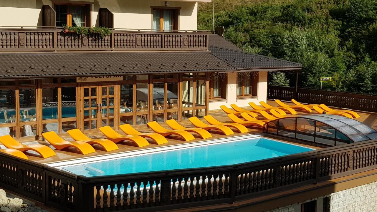 Ganz & Spa Bukovel Exterior photo