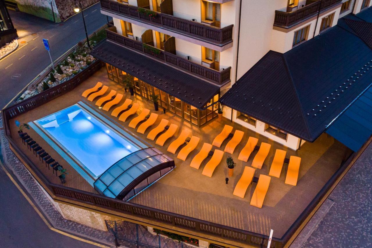 Ganz & Spa Bukovel Exterior photo
