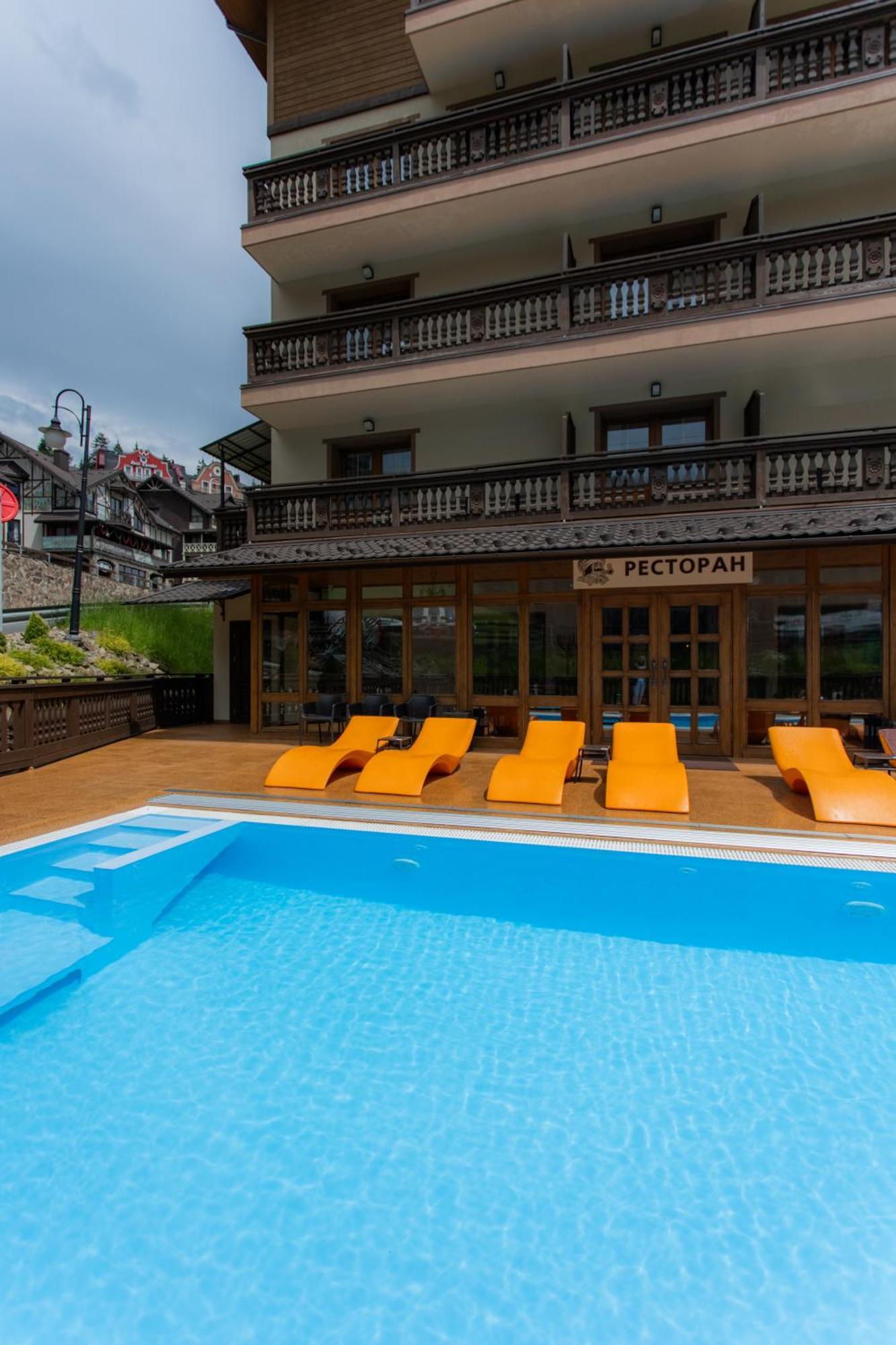 Ganz & Spa Bukovel Exterior photo