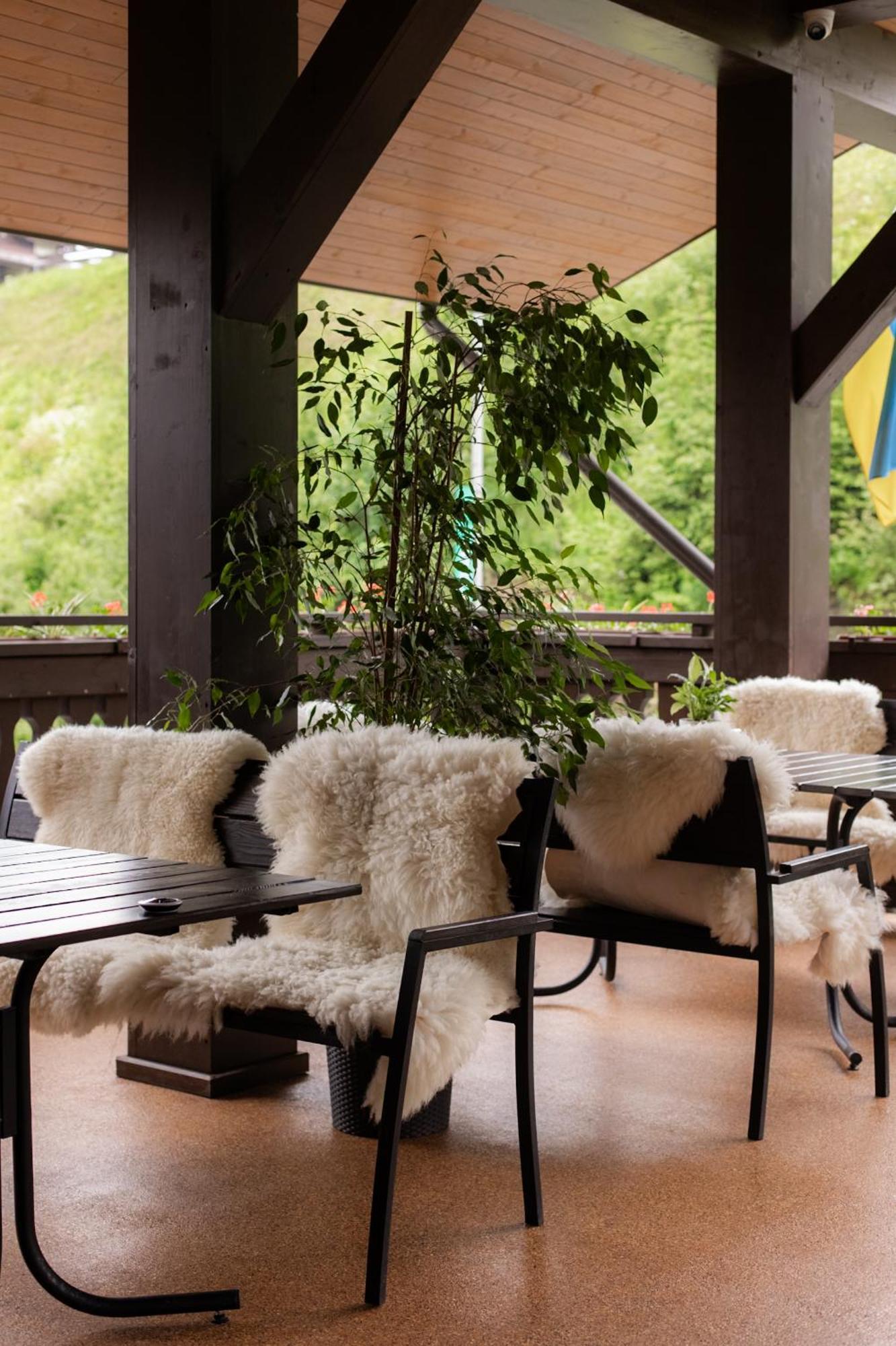 Ganz & Spa Bukovel Exterior photo